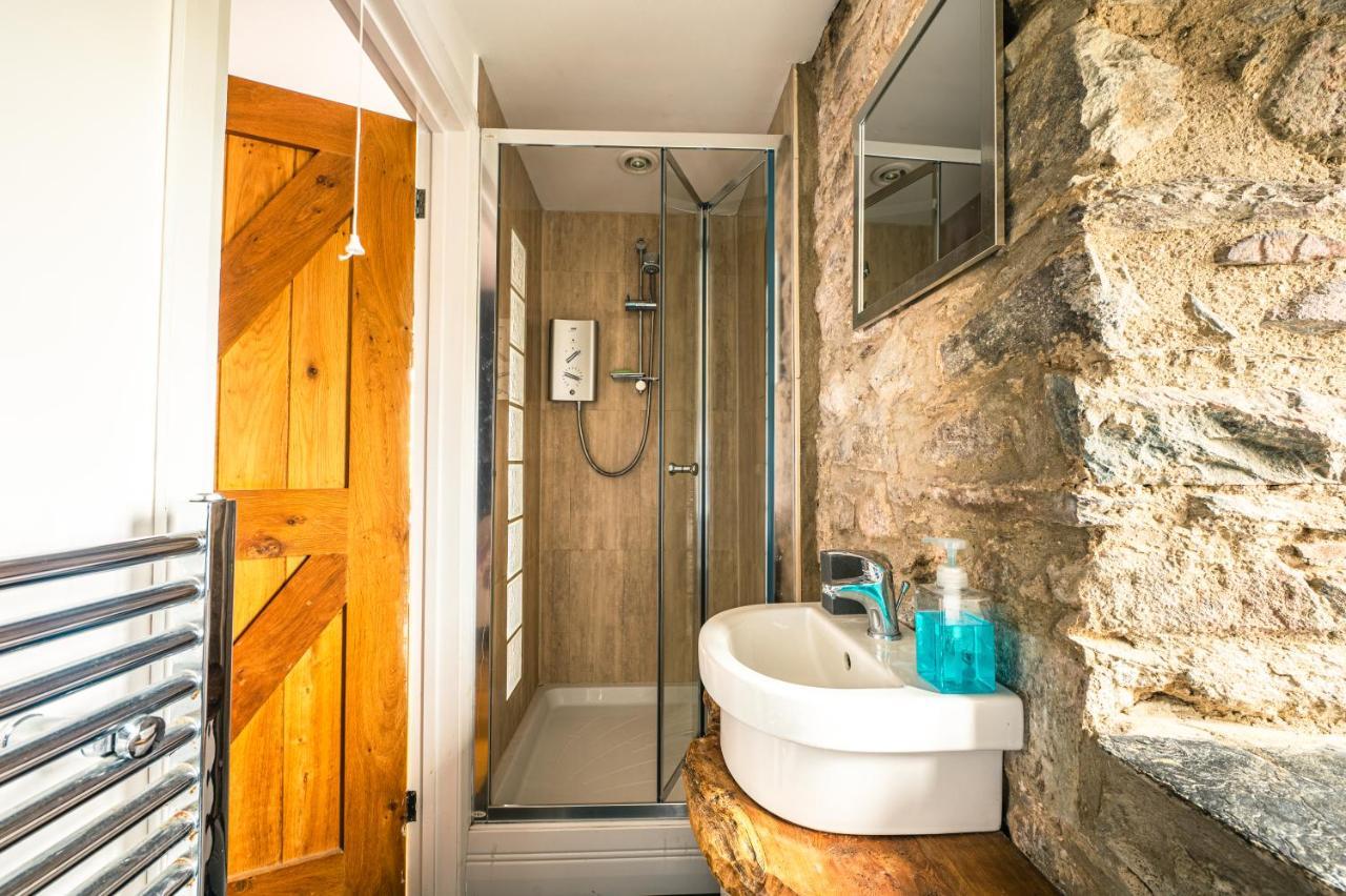 Stunning Converted Granary In Heart Of St Davids Zewnętrze zdjęcie