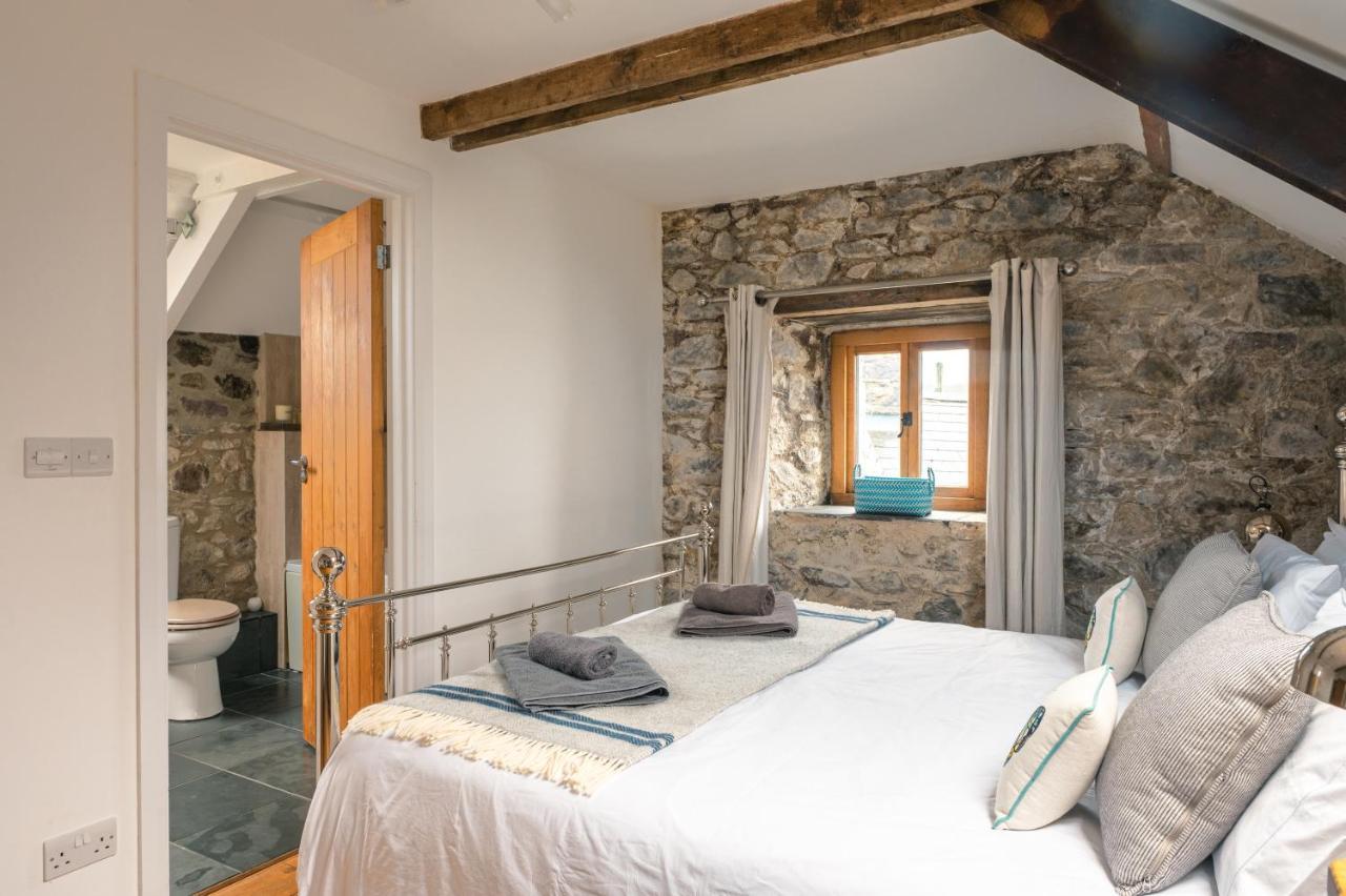 Stunning Converted Granary In Heart Of St Davids Zewnętrze zdjęcie