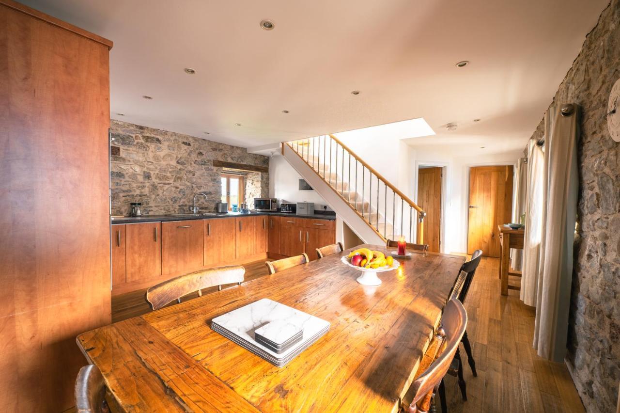 Stunning Converted Granary In Heart Of St Davids Zewnętrze zdjęcie