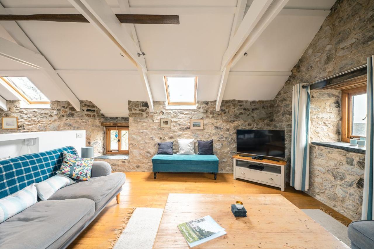 Stunning Converted Granary In Heart Of St Davids Zewnętrze zdjęcie