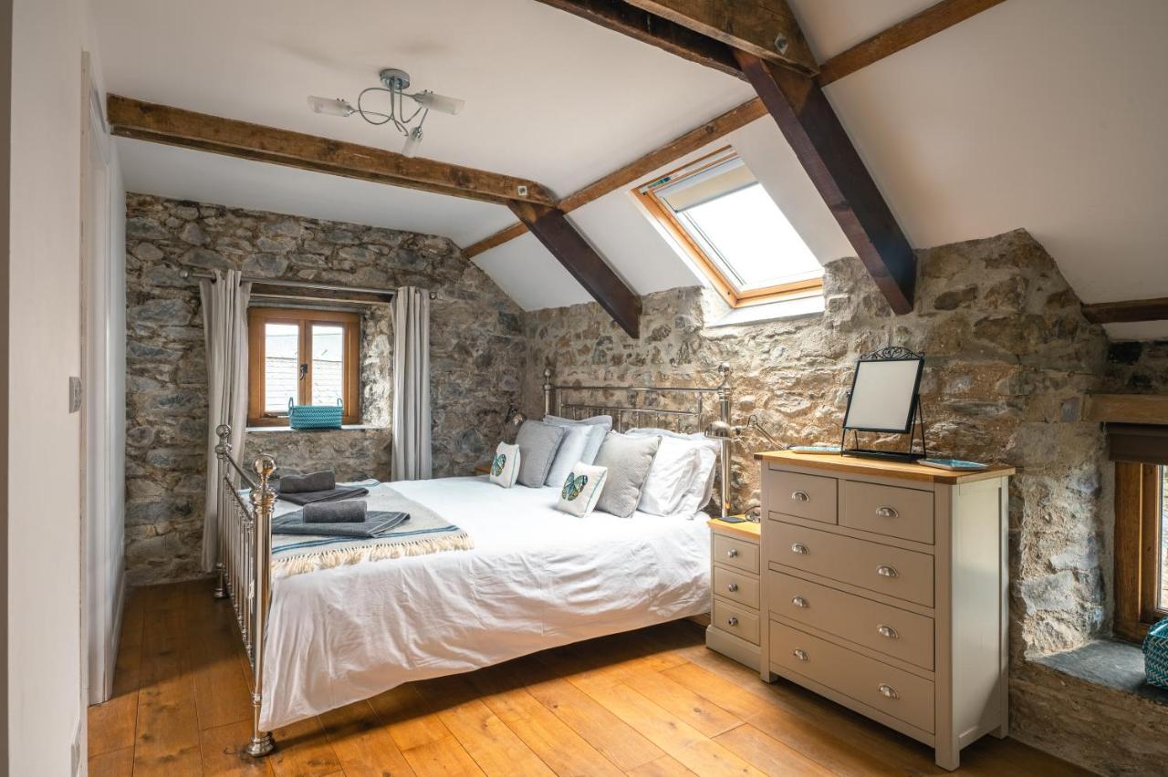 Stunning Converted Granary In Heart Of St Davids Zewnętrze zdjęcie