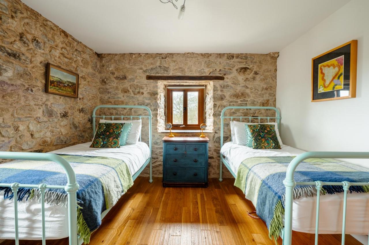 Stunning Converted Granary In Heart Of St Davids Zewnętrze zdjęcie