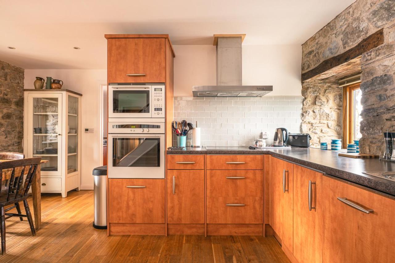 Stunning Converted Granary In Heart Of St Davids Zewnętrze zdjęcie
