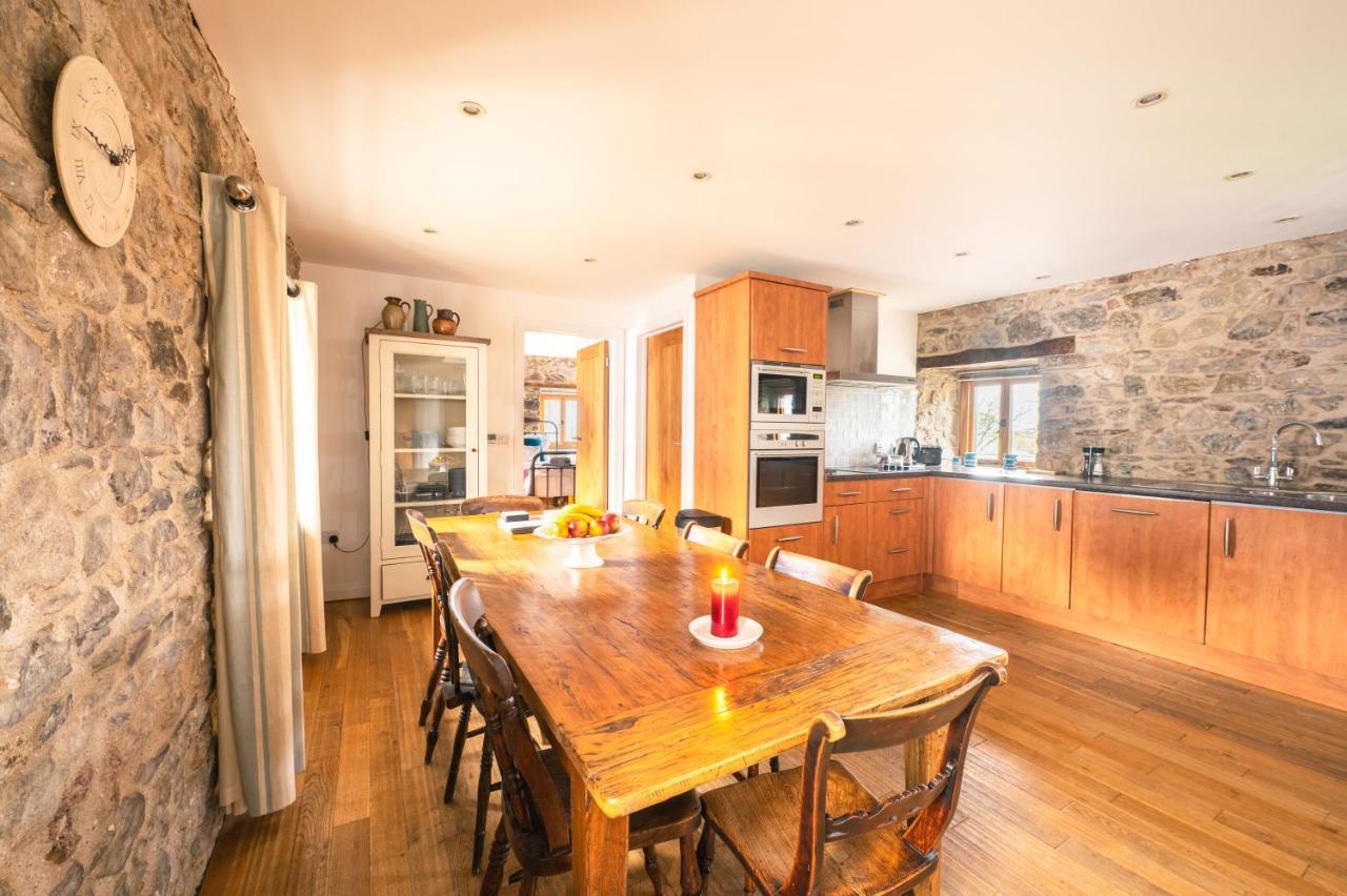 Stunning Converted Granary In Heart Of St Davids Zewnętrze zdjęcie
